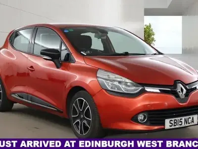 Used Renault Clio Dynamique 73 HP (53 kW) 2015 Red Hatchback