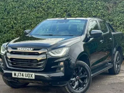 Second-hand Isuzu D-Max 165 CP (121 kW) 2024 Negru Pickup