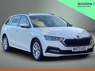 White Used 2023 Skoda Octavia SE Technology Estate | £18,600 (Fair price)