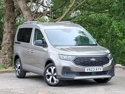 Used Ford Tourneo Active 2023 Silver Estate