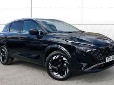 Nowe Nissan Qashqai N-Connecta 140 KM (102 kW) 2025 Czarny SUV