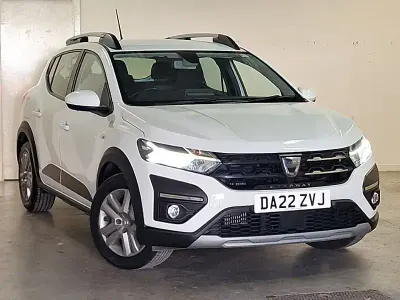 Used Dacia Sandero Comfort 100 HP (73 kW) 2022 White Hatchback