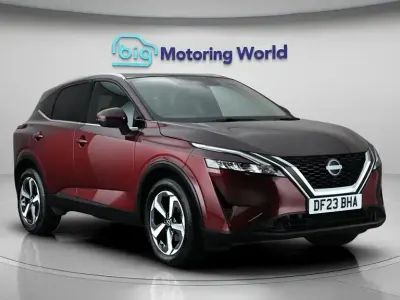 Used Nissan Qashqai N-Connecta 140 HP (102 kW) 2023 Red SUV