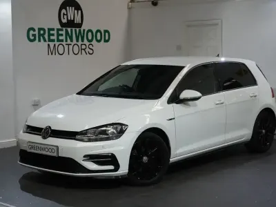 Used VW Golf VII R-line 150 HP (110 kW) 2017 White Hatchback