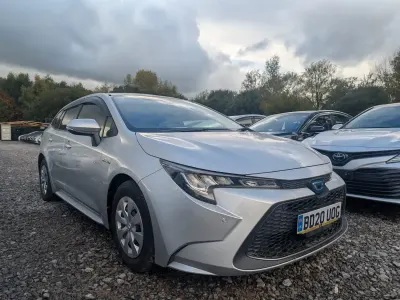 Used Toyota Corolla 140 HP (102 kW) 2025 Silver Estate