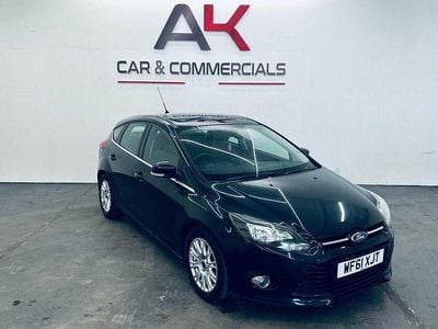 Used Ford Focus Titanium 140 HP (102 kW) 2011 Black Hatchback