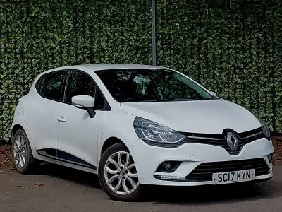 Gebraucht Renault Clio IV Dynamique 90 PS (66 kW) 2017 Weiß Kleinwagen
