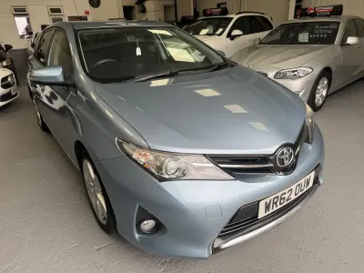 Used Toyota Auris Sport 2012 Blue Hatchback