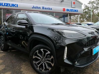 Used 2025 Toyota Yaris Hybrid Design Estate | £20,499 (Good price)