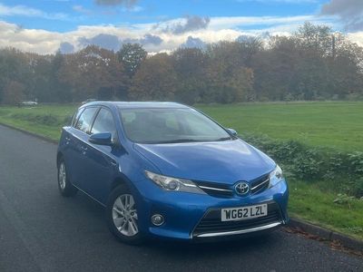 Toyota Auris Hybrid