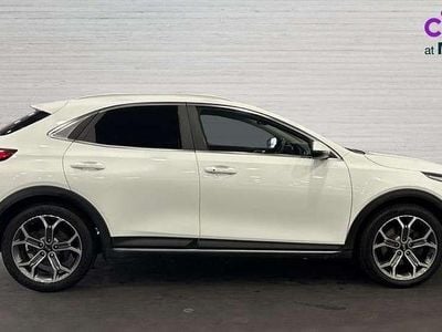 Usado Kia XCeed 160 HP (117 kW) 2021 Branco SUV