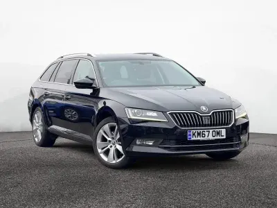 Used Skoda Superb SE L Executive 162 HP (119 kW) 2017 Black metallic Estate