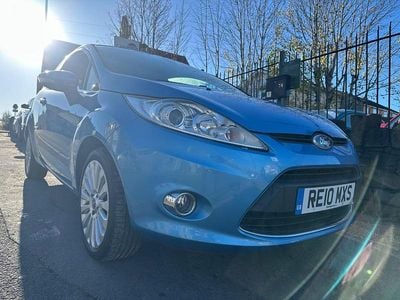 Used Ford Fiesta Titanium 94 HP (69 kW) 2010 Blue Hatchback