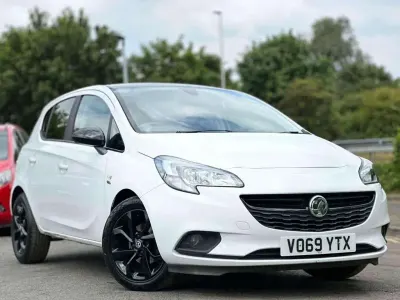 Used Vauxhall Corsa 75 HP (55 kW) 2019 White Hatchback