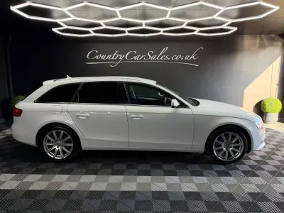 Used Audi A4 Design 177 HP (130 kW) 2015 White Estate