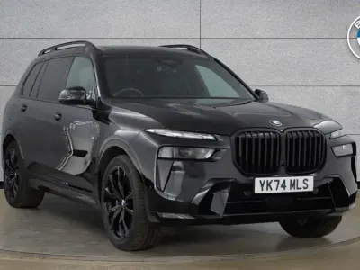 Second-hand BMW X7 M Sport 347 CP (255 kW) 2025 Negru SUV