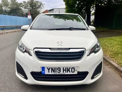 Second-hand Peugeot 108 Active 2019 Alb Hatchback