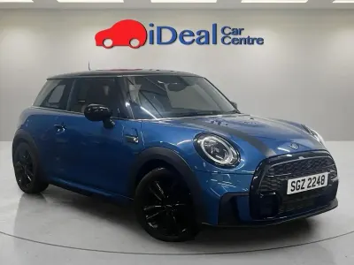 Usado Mini Cooper Hatch 2021 Azul Citadino