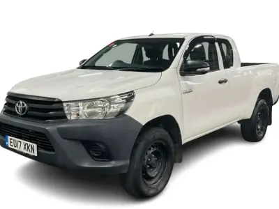 Usado Toyota HiLux Active 150 HP (110 kW) 2017 Branco Pickup
