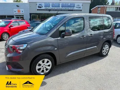 Used Vauxhall Combo S 110 HP (80 kW) 2019 Grey MPV