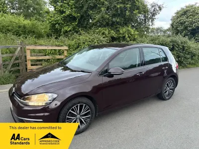 Used VW Golf VII SE 125 HP (91 kW) 2017 Black Hatchback