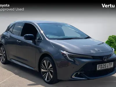 Used Toyota Corolla Design 140 HP (102 kW) 2025 Grey Hatchback