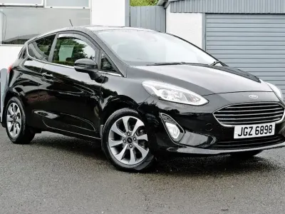 Used Ford Fiesta Zetec 100 HP (73 kW) 2018 Black Hatchback