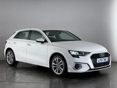 Używany Audi A3 Sport 2021 Biały Sedan/Limuzyna