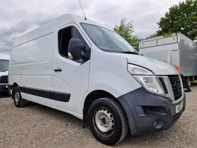 Używany Nissan NV400 SE 125 KM (91 kW) 2016 Biały Van