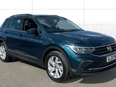 Used VW Tiguan Life 150 HP (110 kW) 2023 Blue SUV