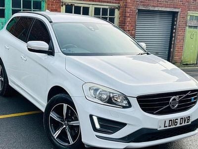 Used Volvo XC60 R-Design 190 HP (139 kW) 2016 White SUV