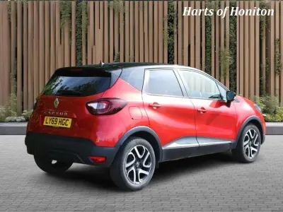 Used Renault Captur Iconic 2019 Red SUV