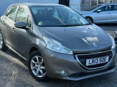 Used Peugeot 208 Active 82 HP (60 kW) 2013 Grey Hatchback