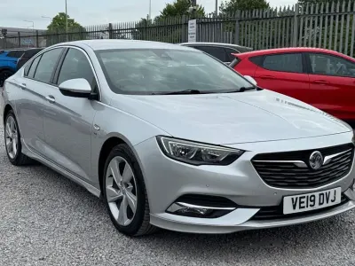 Second-hand Vauxhall Insignia Sport 165 CP (121 kW) 2019 Hatchback