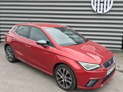 Used Seat Ibiza XCELLENCE Lux 94 HP (69 kW) 2022 Red Hatchback