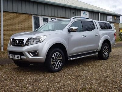 Used Nissan Navara Tekna 190 HP (139 kW) 2019 Silver Pickup