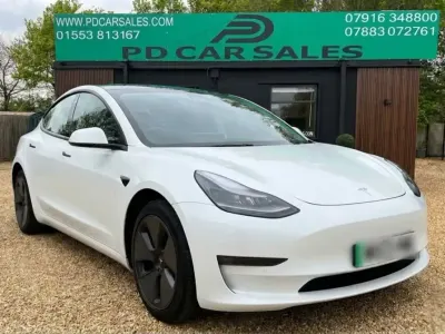 Usado Tesla Model 3 Long Range AWD 366 kW (498 CV) 2021 Blanco Berlina