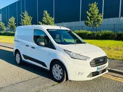 Used Ford Transit Connect Trend 100 HP (73 kW) 2018 White MPV