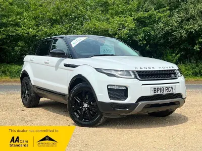 Used Land Rover Range Rover evoque SE 2018 White Estate