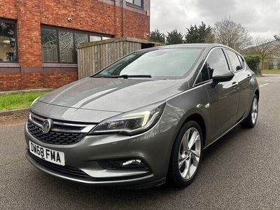 used Vauxhall Astra 1.6T 16V 200 SRi Nav 5dr