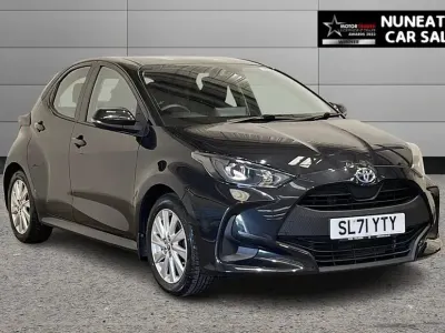Używany Toyota Yaris Hybrid 2021