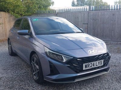 Used Hyundai i20 Premium 100 HP (73 kW) 2024 Blue Hatchback