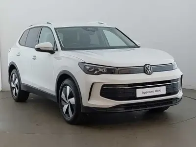 Usado VW Tiguan Match 150 HP (110 kW) 2024 Branco SUV