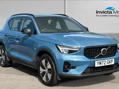 Usado Volvo XC40 Plus 211 CV (155 kW) 2023 Azul SUV