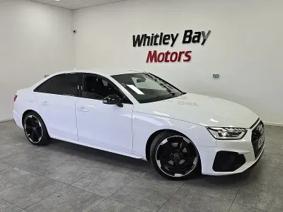 Gebraucht Audi A4 Black Edition 190 PS (139 kW) 2020 Weiß Limousine