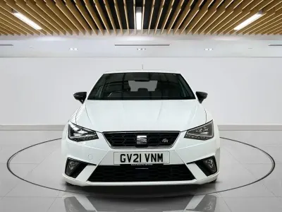 Usado Seat Ibiza FR 110 HP (80 kW) 2021 Branco Citadino