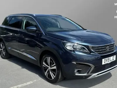 Used Peugeot 5008 Allure 131 HP (96 kW) 2019 Blue SUV