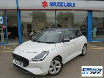 Used Suzuki Swift 2025 White Hatchback