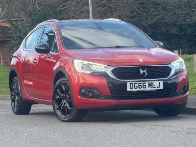 Used DS Automobiles DS4 120 HP (88 kW) 2016 Orange Hatchback