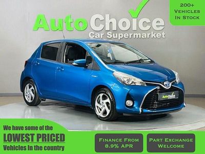 Used Toyota Yaris Hybrid 101 HP (74 kW) 2016 Blue Hatchback